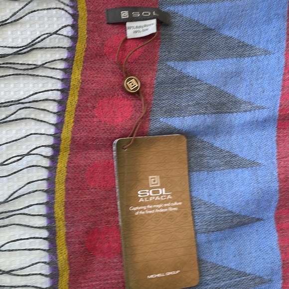 Sol Alpaca, Then and Now Patten , New With Tags, Fringed Scarf - Picture 4 of 10